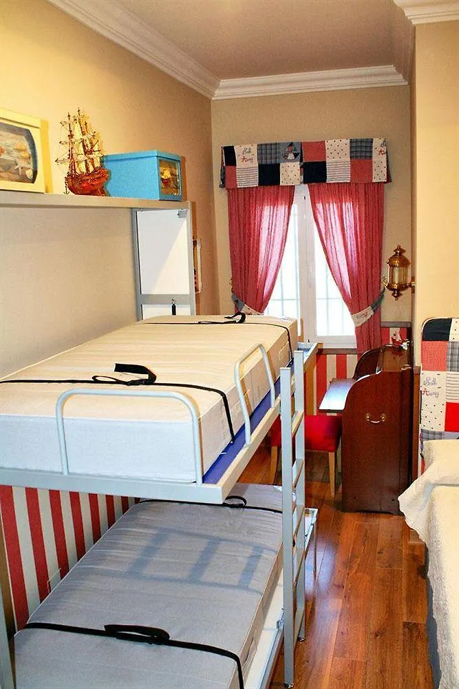 Welcome Inn Nerja Guest House Luxury Bed & Breakfast 3*,  Spain