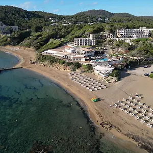 https://invisa-club-cala-blanca-playa-des-figueral-ibiza.balearic-islands.net