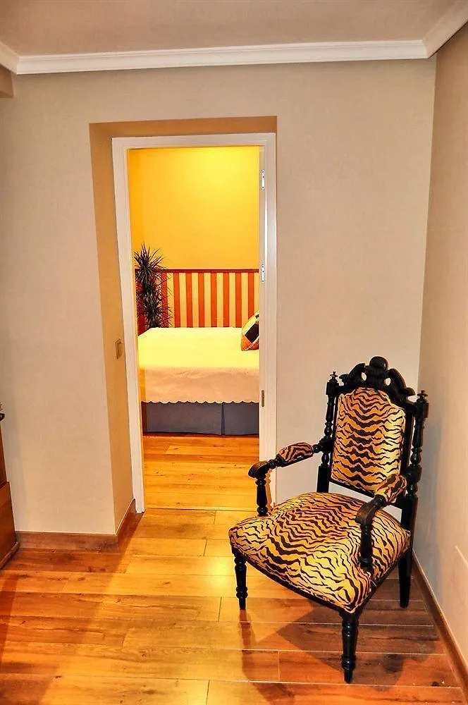 Welcome Inn Nerja Guest House Luxury Bed & Breakfast