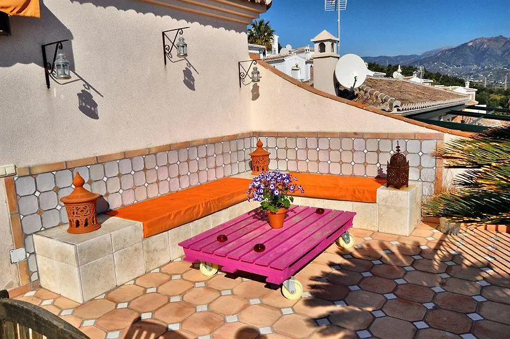 Welcome Inn Nerja Guest House Luxury Bed & Breakfast