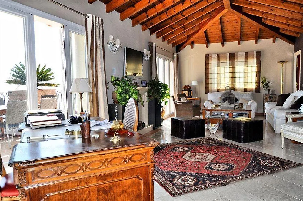 Welcome Inn Nerja Guest House Luxury Bed & Breakfast
